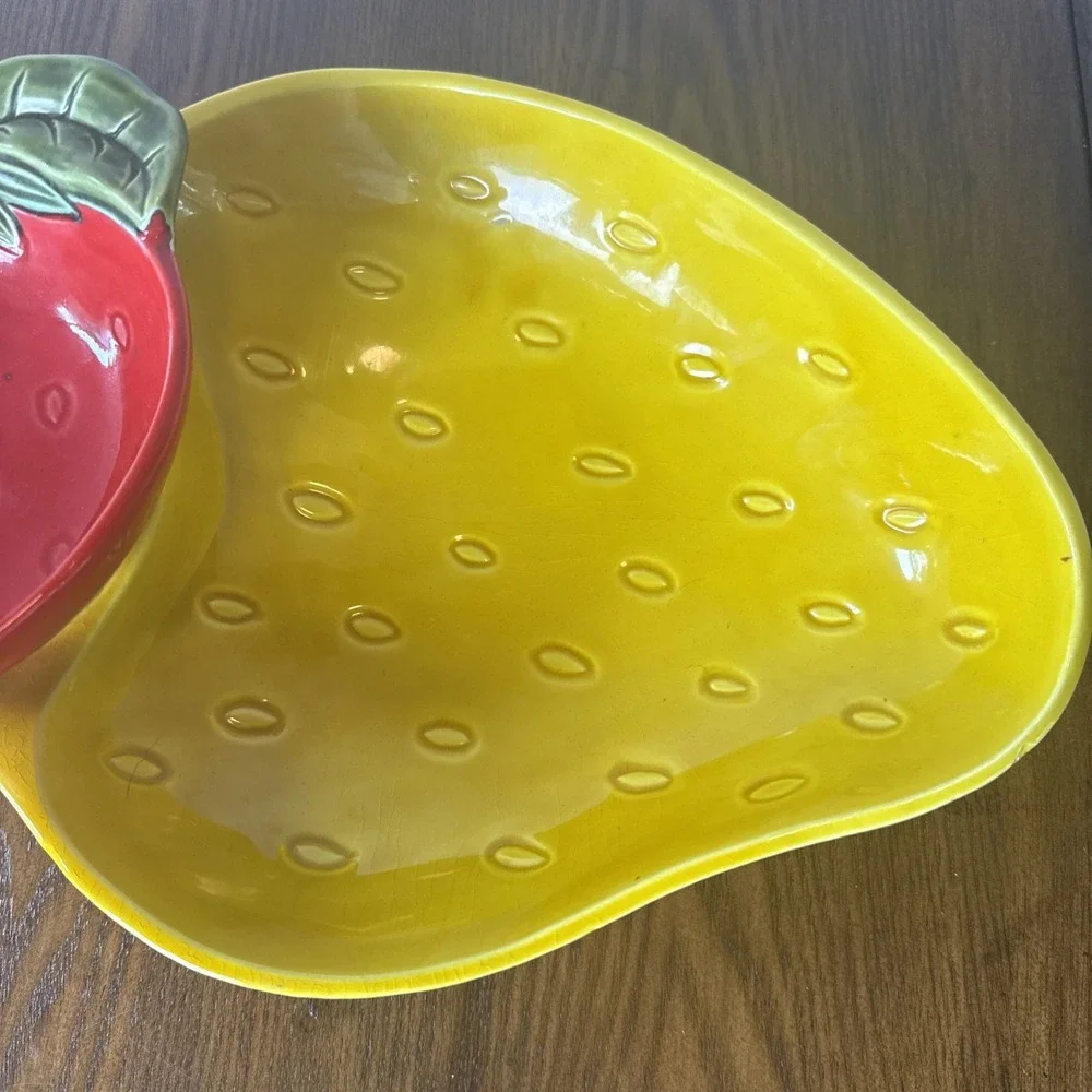 Rare Ceramic Strawberry Fruit $ Dip Bowl Party Platter Multi Use Collector Bowl